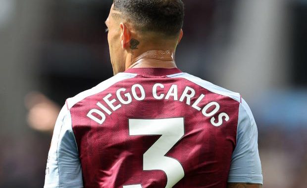 Aston_Villa_Diego_Carlos_620_alamy