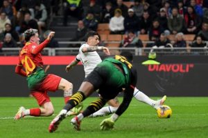 "Questa è la decisione arbitrale più stupida che abbia mai visto!" – Zlatan Ibrahimovic attacca gli arbitri, affermando che hanno aiutato la Lazio a battere il Milan