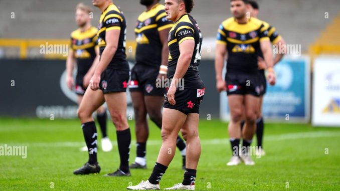 castleford-tigers-liam-horne-centre-looks-frustrated-during-the-betfred-challenge-cup-quarter-final-match-at-the-mend-a-hose-jungle-castleford-picture-date-sunday-april-14-2024-2X0XMXJ